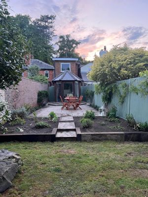 Rear- click for photo gallery